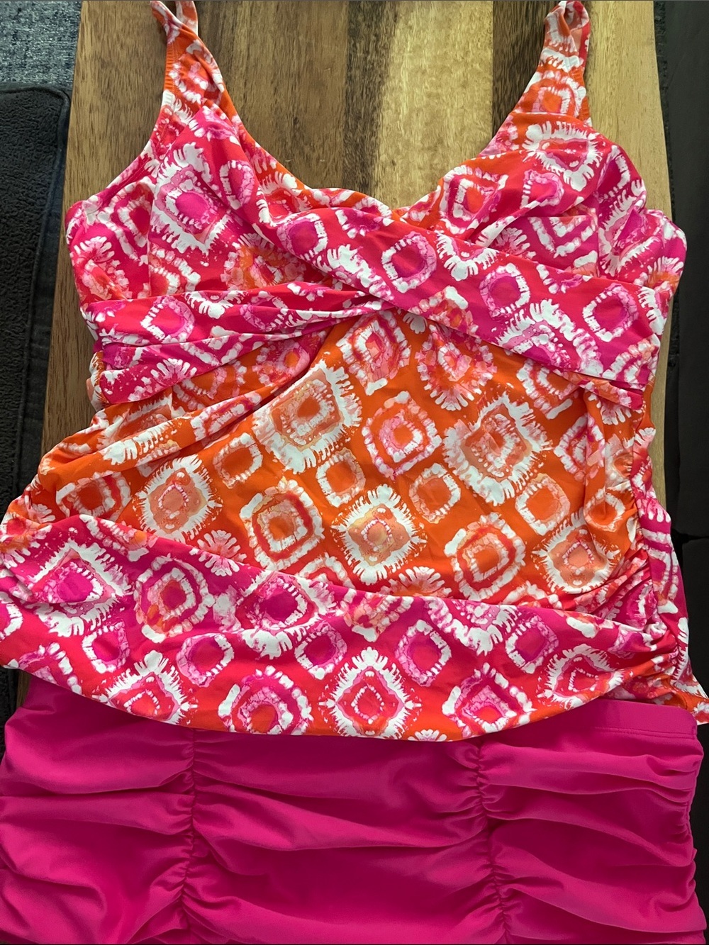 Anne Cole Multicolor aztec print Tankini set in hot pink orange and white sz 20W